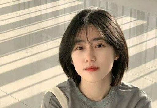 Cắt tóc ngắn kết hợp tỉa mái thưa